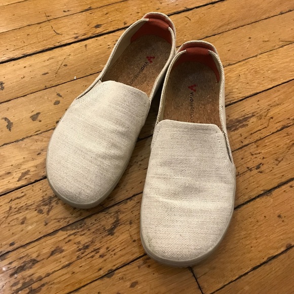 barefoot canvas shoes